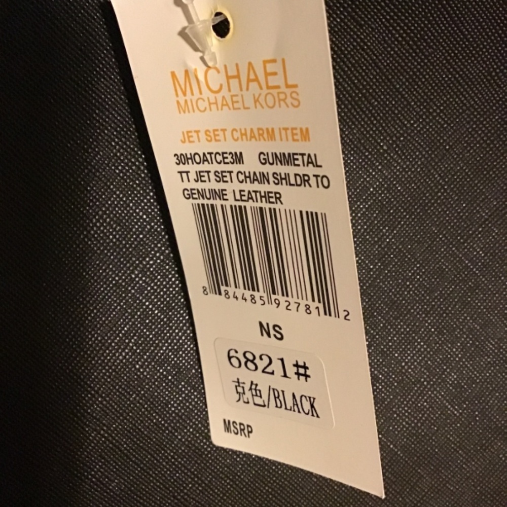 🔥SALE! NWT, MICHAEL KORS, JET SEY CHARM, SHOULDER BAG, AND WALLET🔥🔥 - Picture 5 of 6